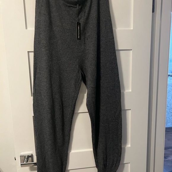 PrettyLittleThing Maternity Lounge Pant - Picture 4 of 4